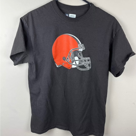 Cleveland Browns Tshirt Football Mens Medium NFL Team Apparel Brown Dawg Pound - Picture 1 of 9